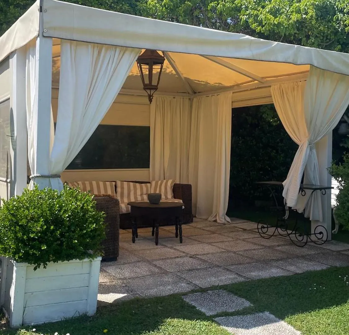 **  Hotel Atlantic Marina Di Carrara Italy