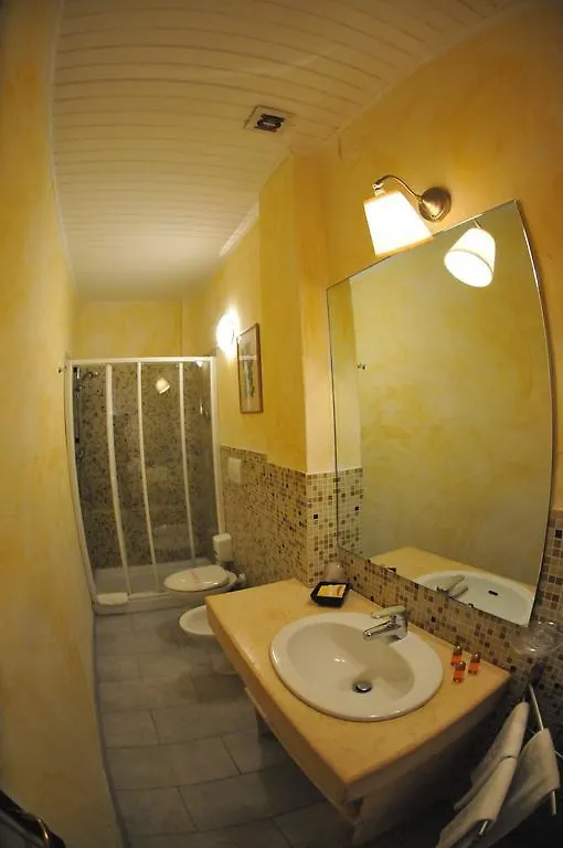 **  Hotel Atlantic Marina Di Carrara Italy